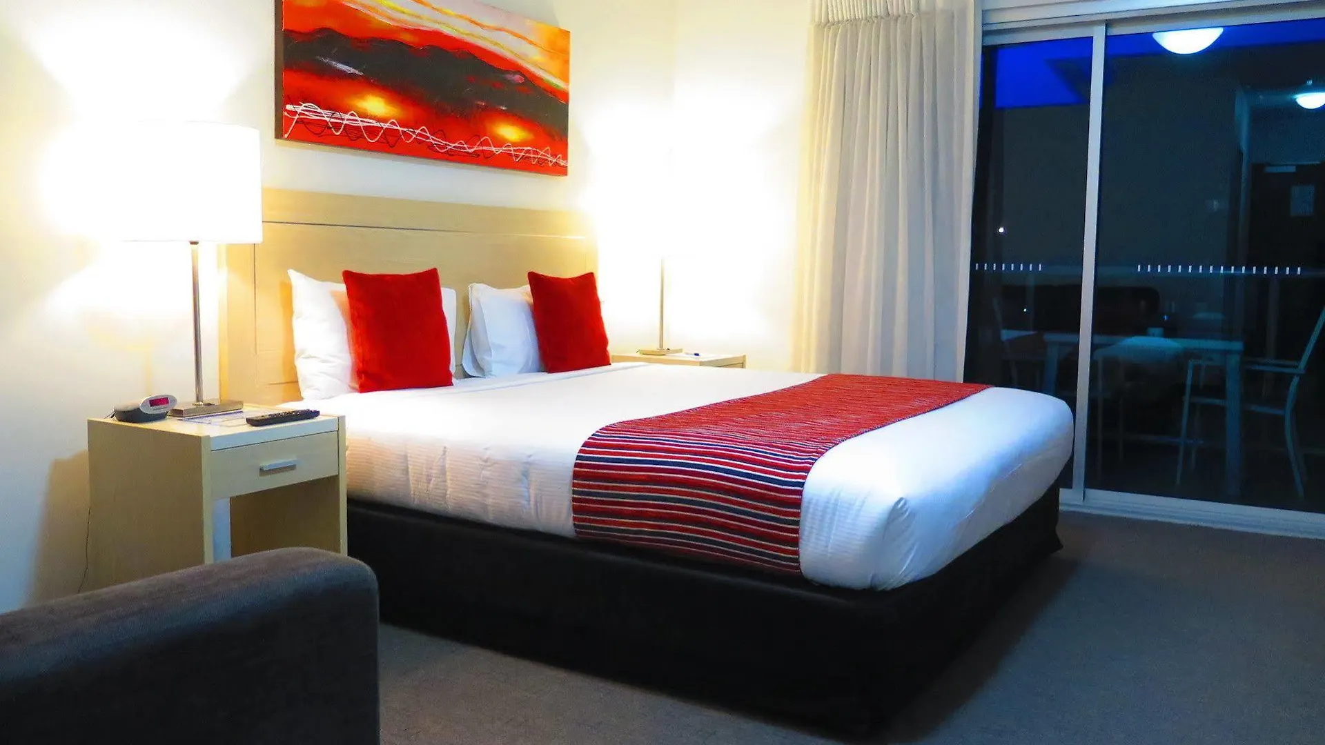 Jephson Hotel & Apartments Toowong 4*,  Australia