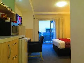 Jephson Hotel & Apartments Toowong 4*,