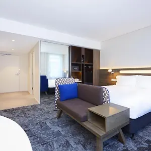 **** Hotel Express Centre By Ihg Australien